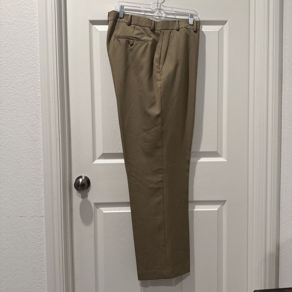 Stafford Essentials Men's Classic Fit Flat Front Tan Polyester Pants Tag 40x32